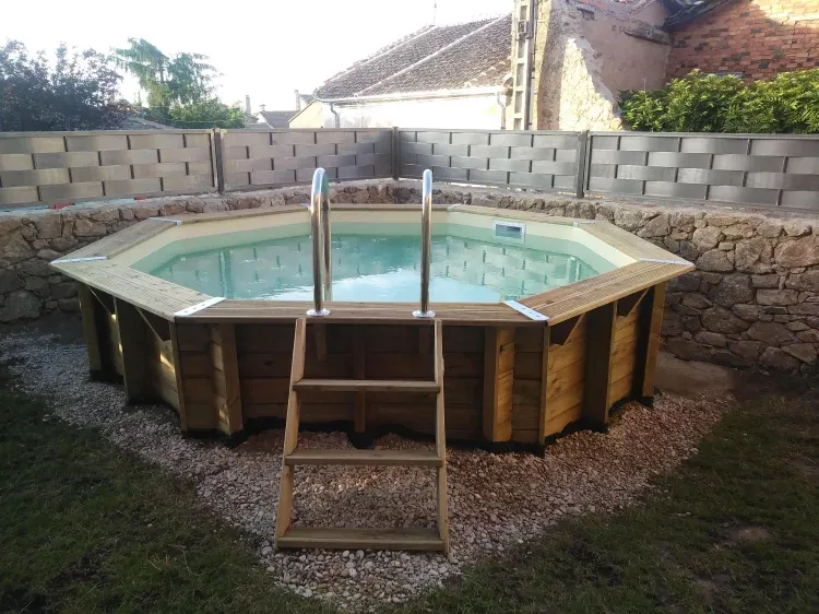 Imagen de nuestra piscina de madera