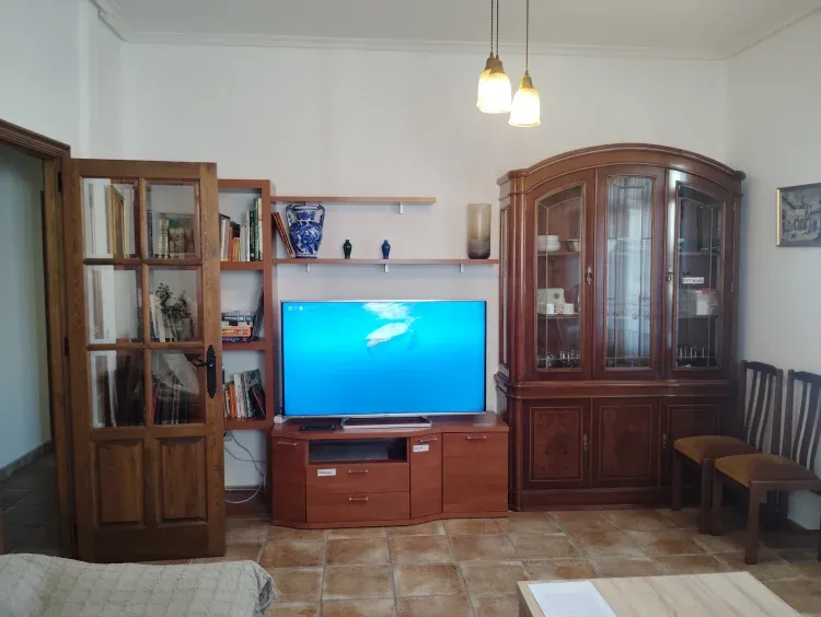 Imagen de SALON CON SMART TV