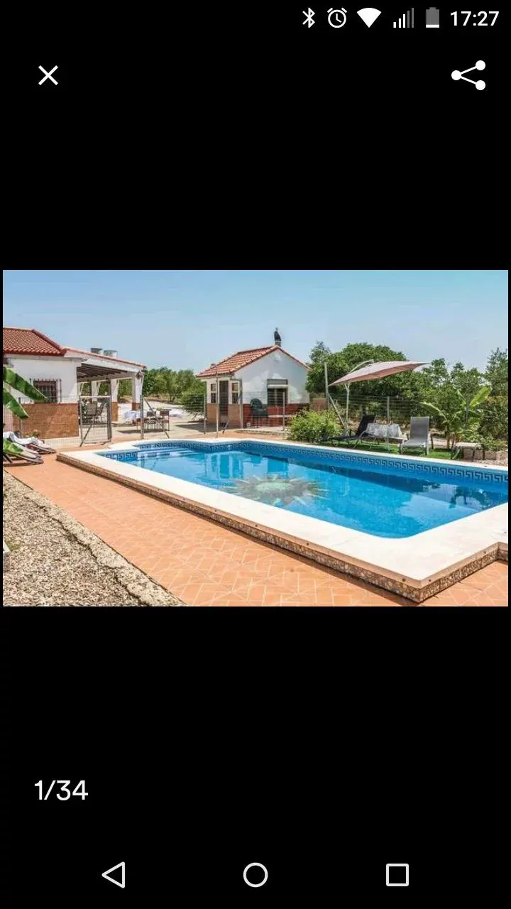 Imagen de Piscina de agua salina