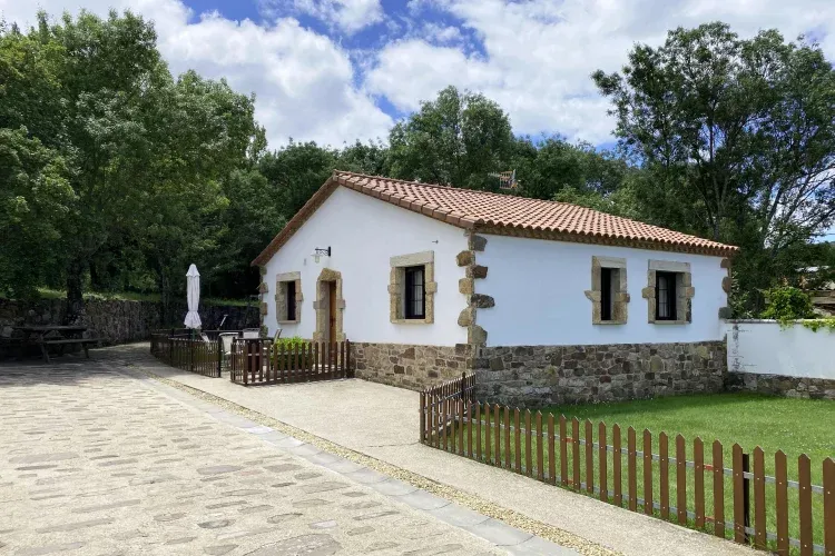 Imagen de Casa con jardín