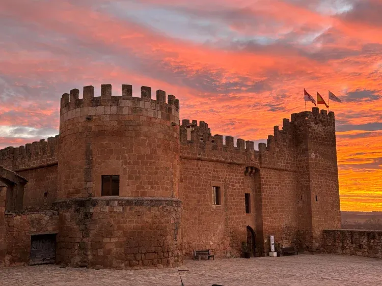 Imagen de Castillo al amanecer