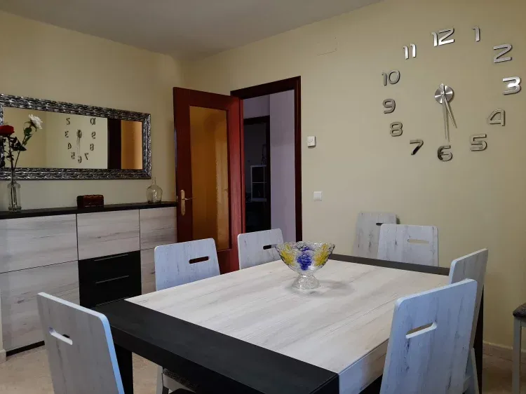 Imagen de zona comedor del salón