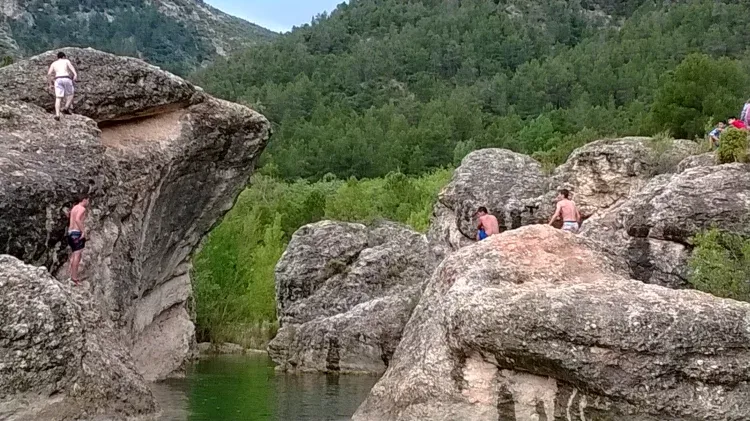 Imagen de Disfruta este verano de las pozas del rio Bergantes, en un ambiente natural privilegiado. A 2 Km de la casa rural