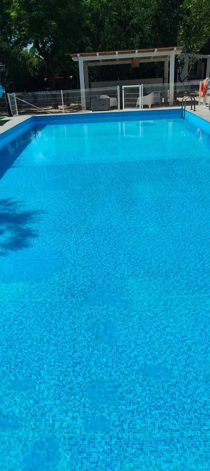 Imagen de Piscina 16x8m 