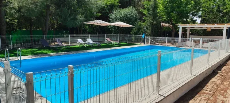 Imagen de Piscina - zona de descanso