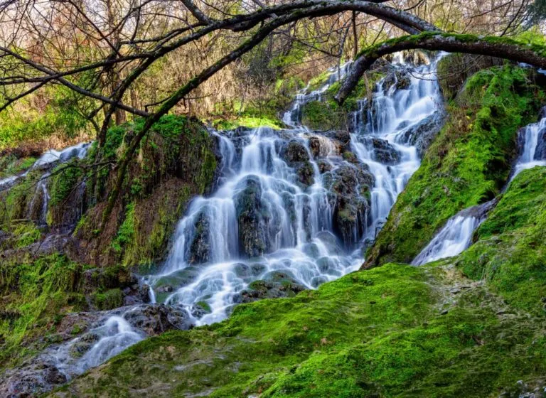 Imagen de Cascadas, saltos y rápidos en la ruta del agua de Berganzo