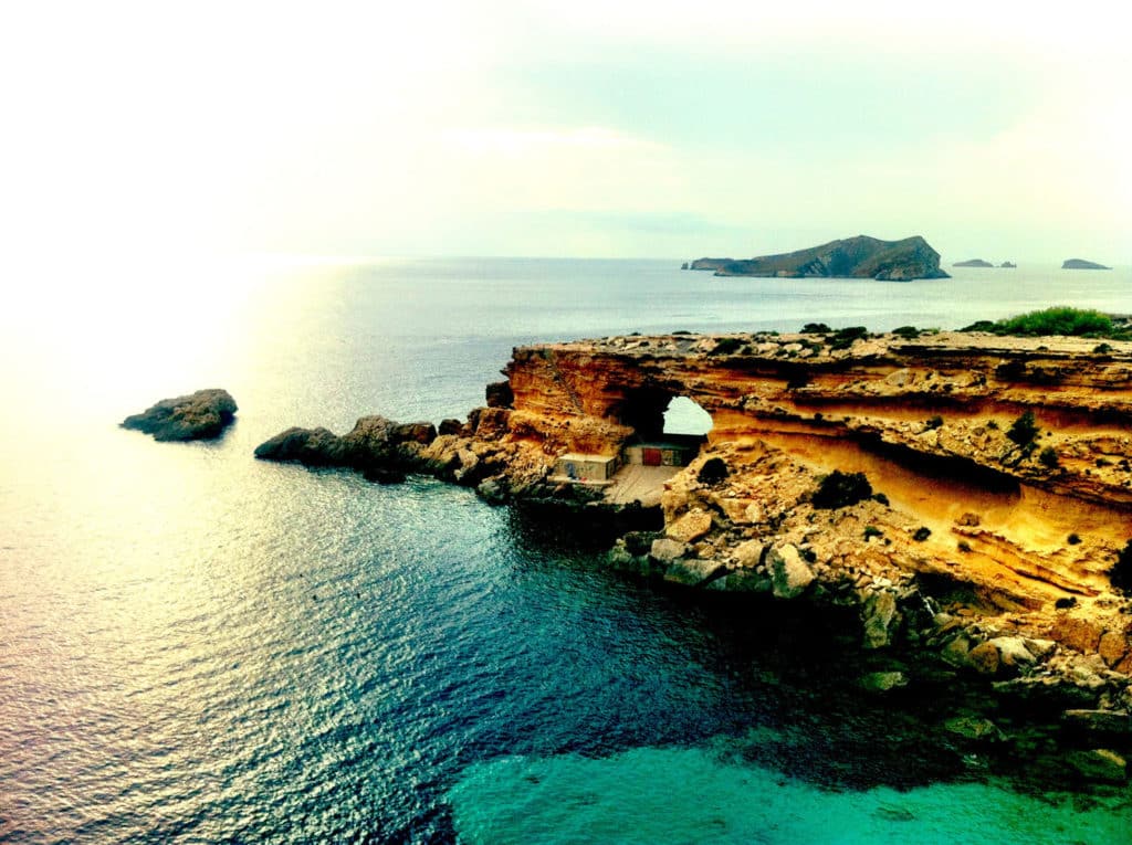 Ibiza en BTT: De Portinatx a Ibiza por el mercado hippie