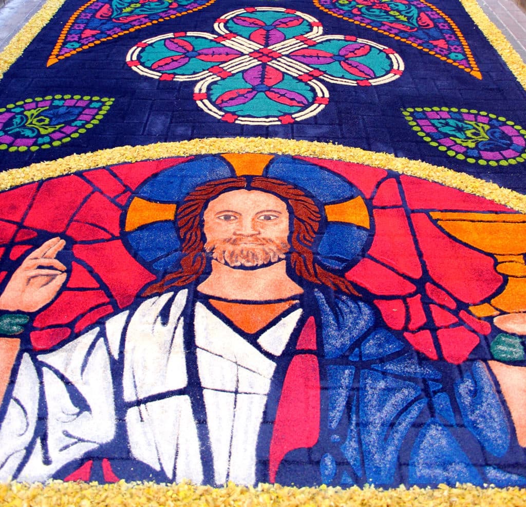 Las Alfombras de Serrín de Elche de la Sierra