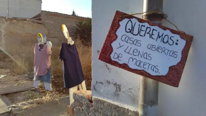 Vecinos de poliespán y un diccionario propio contra la despoblación de Portalrubio