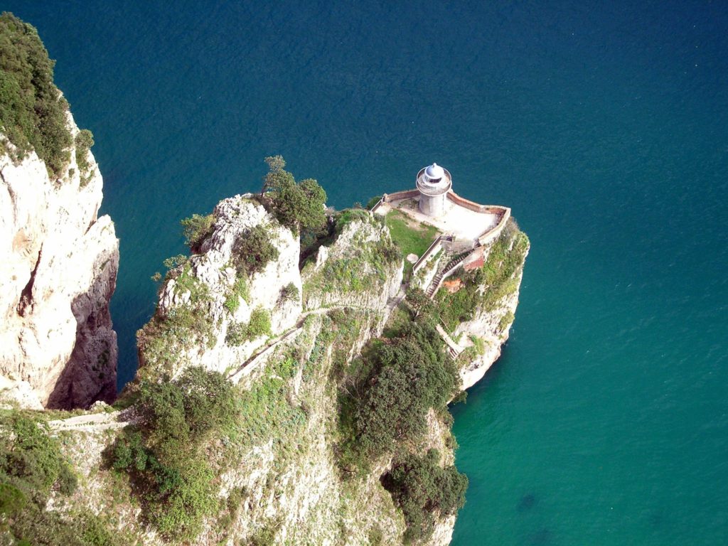 Faro de Santoña