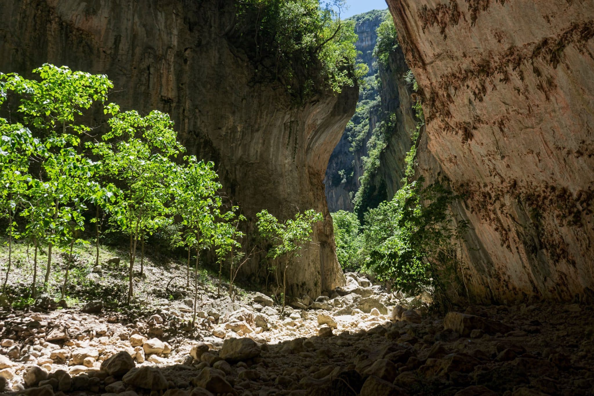 Rutas por la sierra de Grazalema: Garganta Verde. Cádiz. Por Antonio ciero