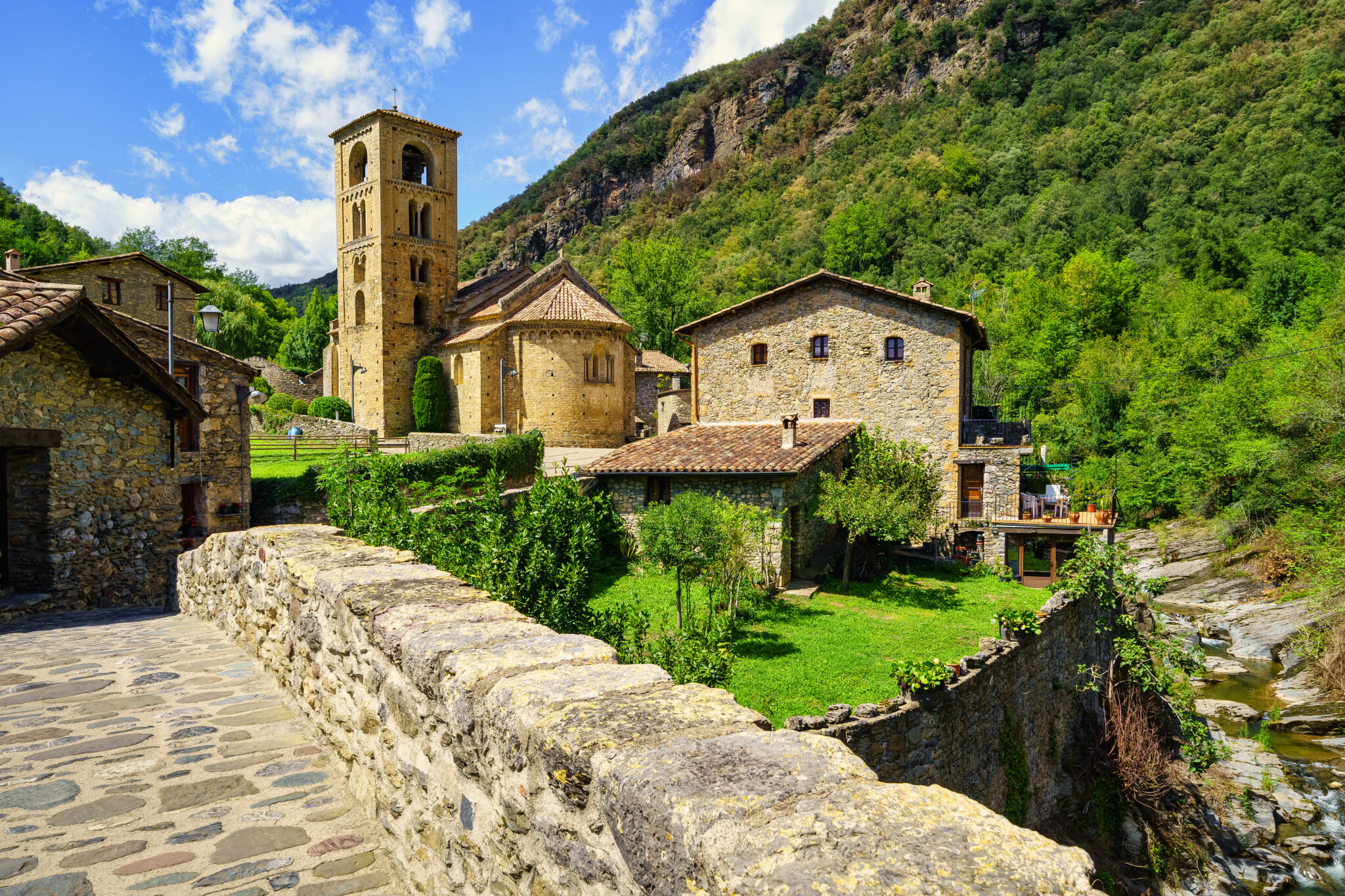 7 rutas de senderismo para recorrer el Pirineo catalán