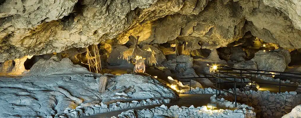 Un paraíso en el subsuelo: 7 cuevas declaradas Monumento Natural