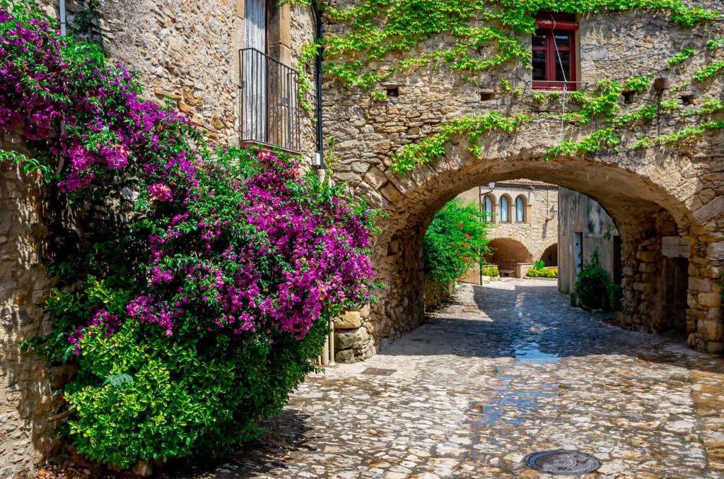 Peratallada, Girona. Por: Belikova Oksana