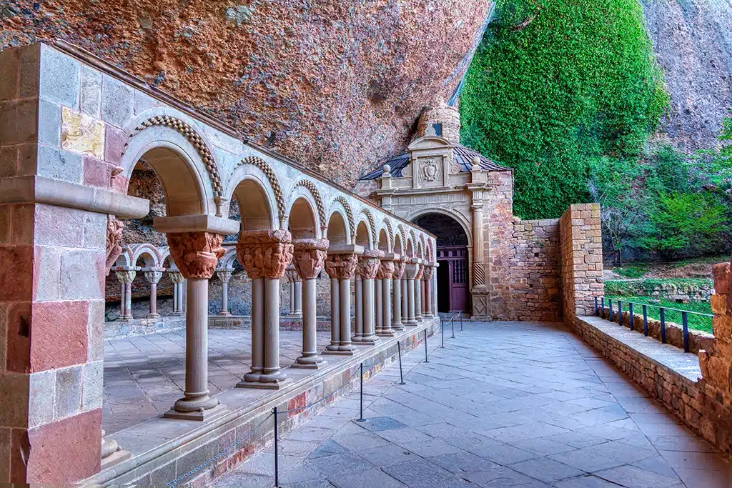 Monasterio de San Juan de la Peña, Huesca.