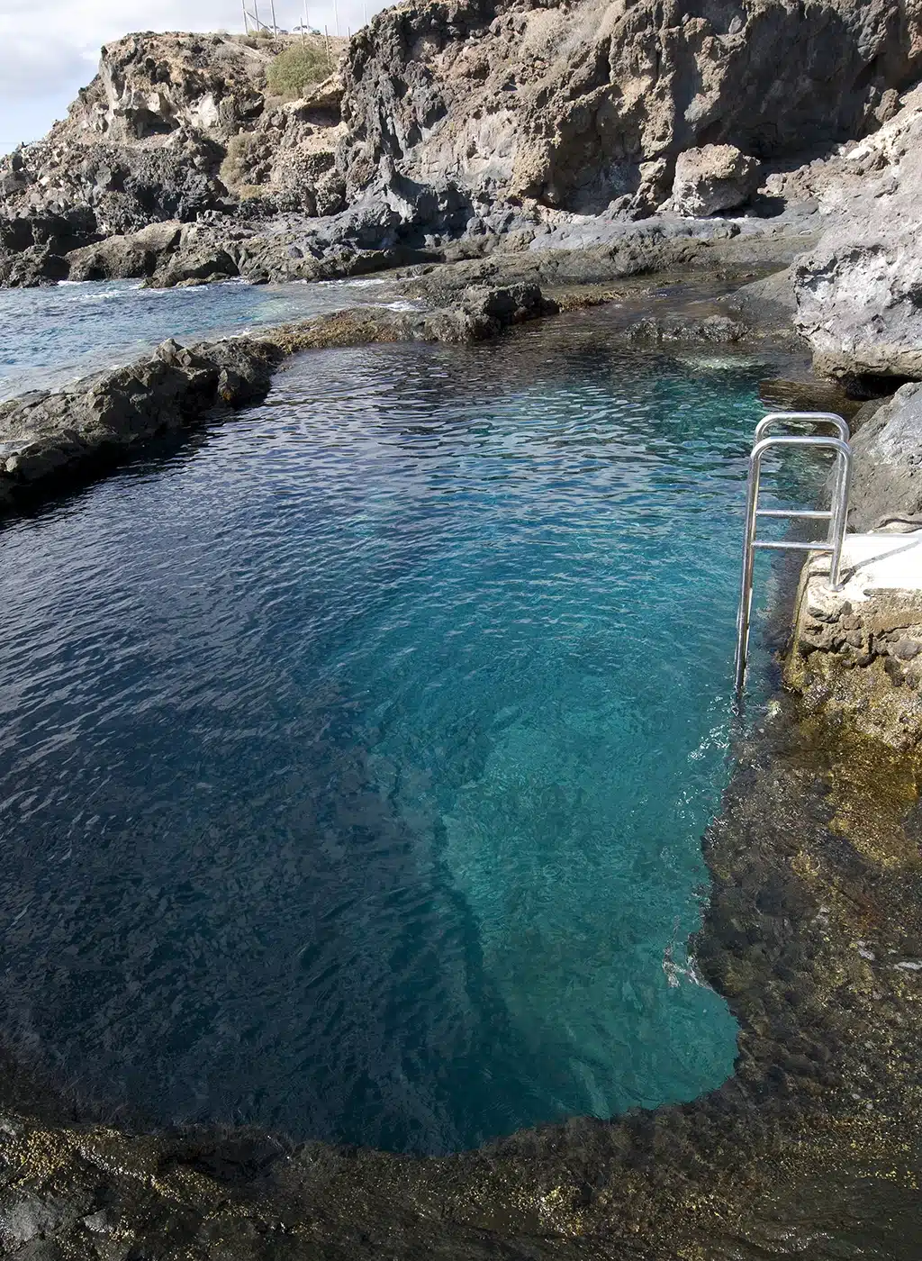 Charco de los Abrigos, piscina natural