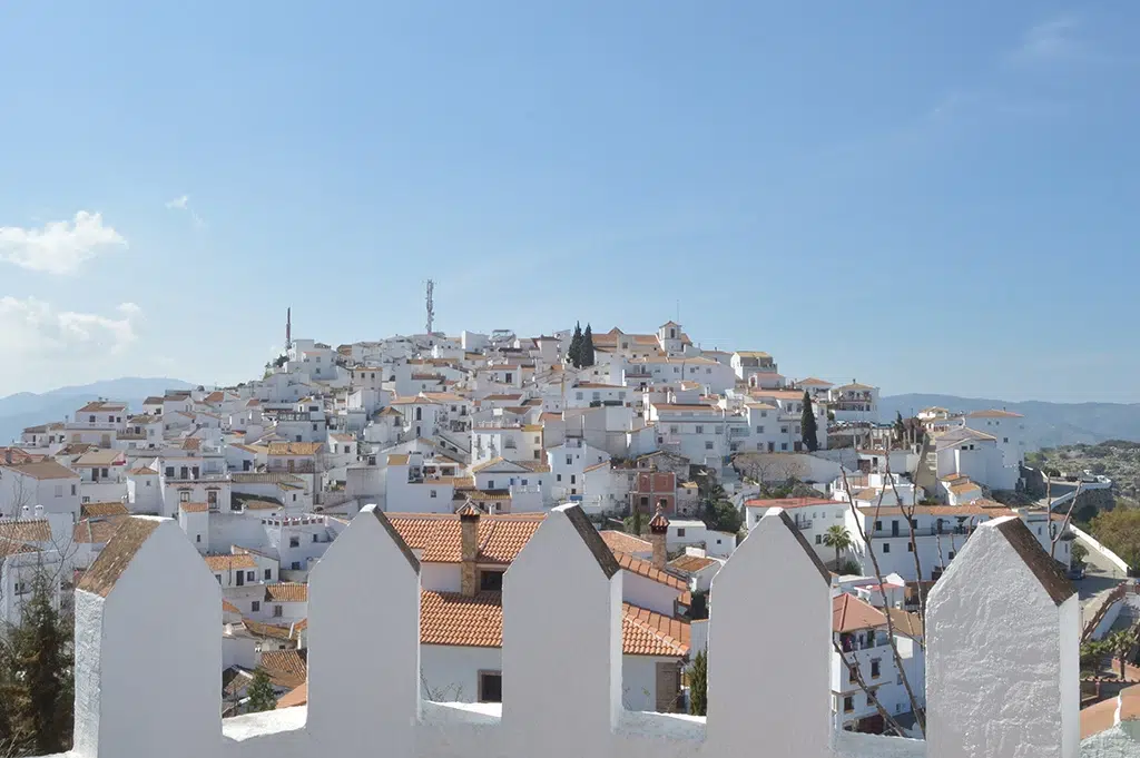 Muralla en Comares (Málaga). Por Manuel Mata