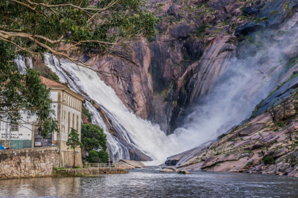 Cascada de Ézaro, en Dumbría, A Coruña. Por jcami