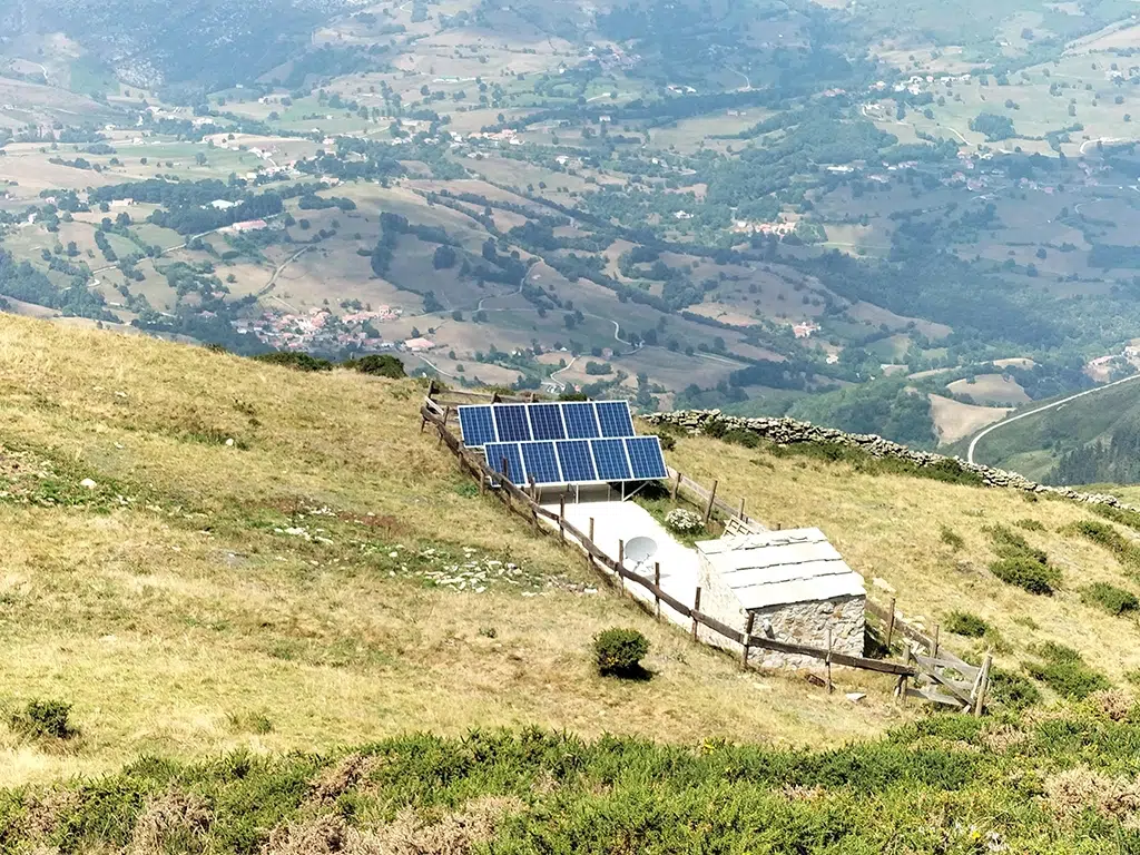 Casas rurales autosuficientes: Tiñones Cabaña Pasiega (Soba, Cantabria).