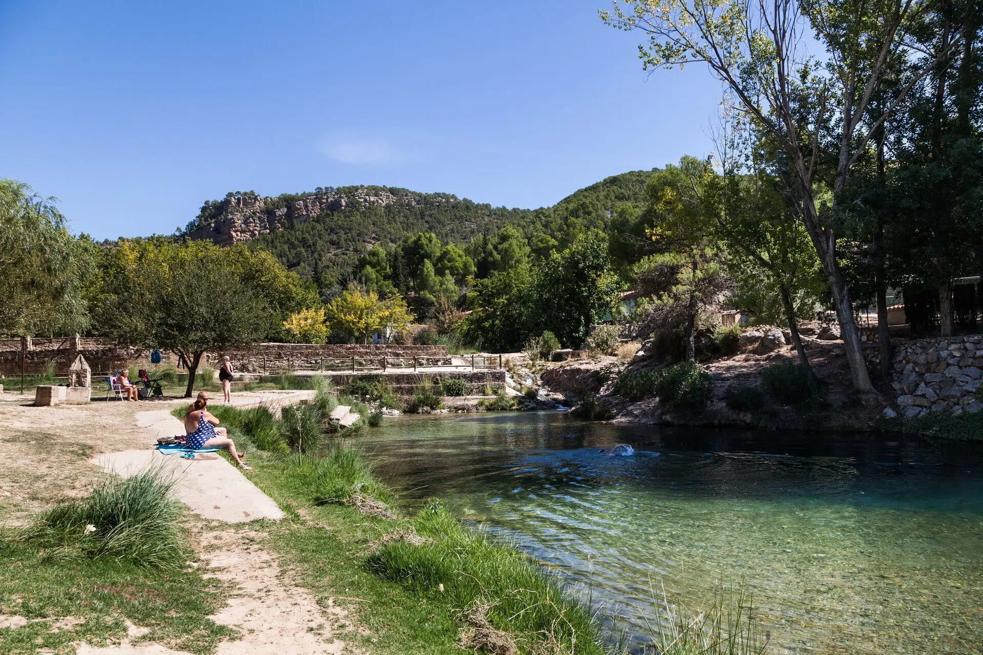 La piscina natural junto al nacimiento de un río que casi nadie conoce en el corazón de Valencia y que es perfecta para este verano